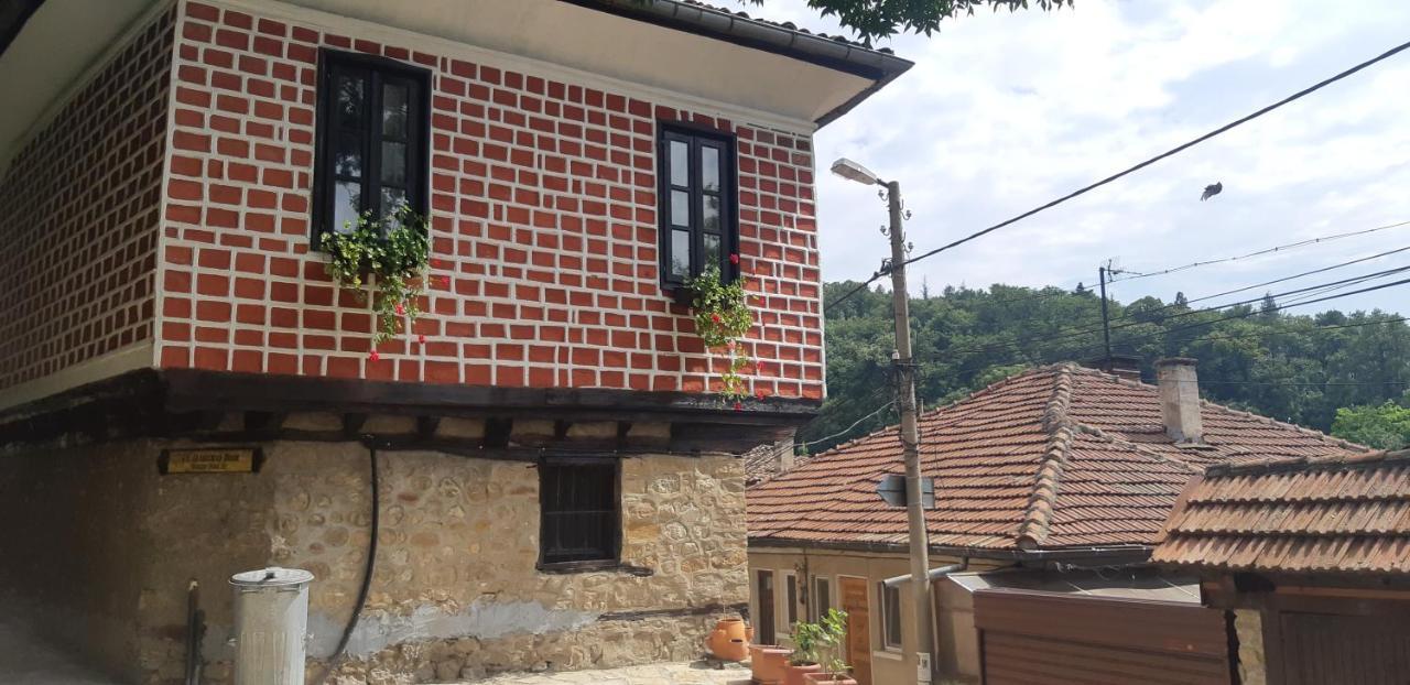 The Red Konak Villa Veliko Tárnovo Exterior foto