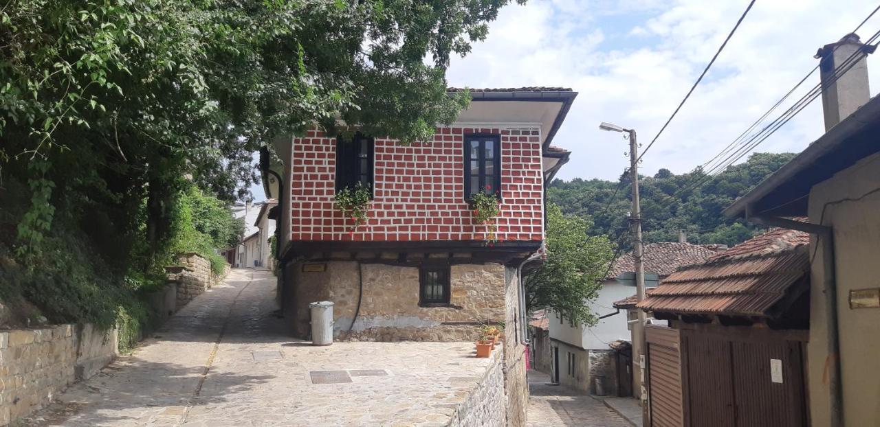 The Red Konak Villa Veliko Tárnovo Exterior foto