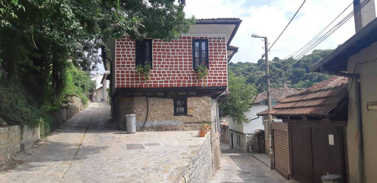 The Red Konak Villa Veliko Tárnovo Exterior foto