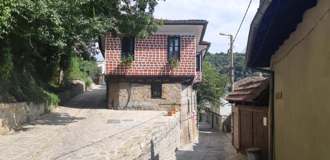 The Red Konak Villa Veliko Tárnovo Exterior foto